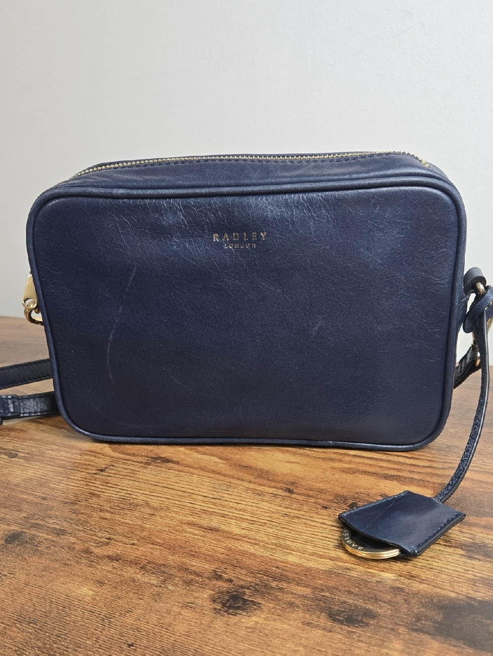 RADLEY LONDON Navy Leather Crossbody Camera‎ Bag with Gold Logo Euro Boho Chic